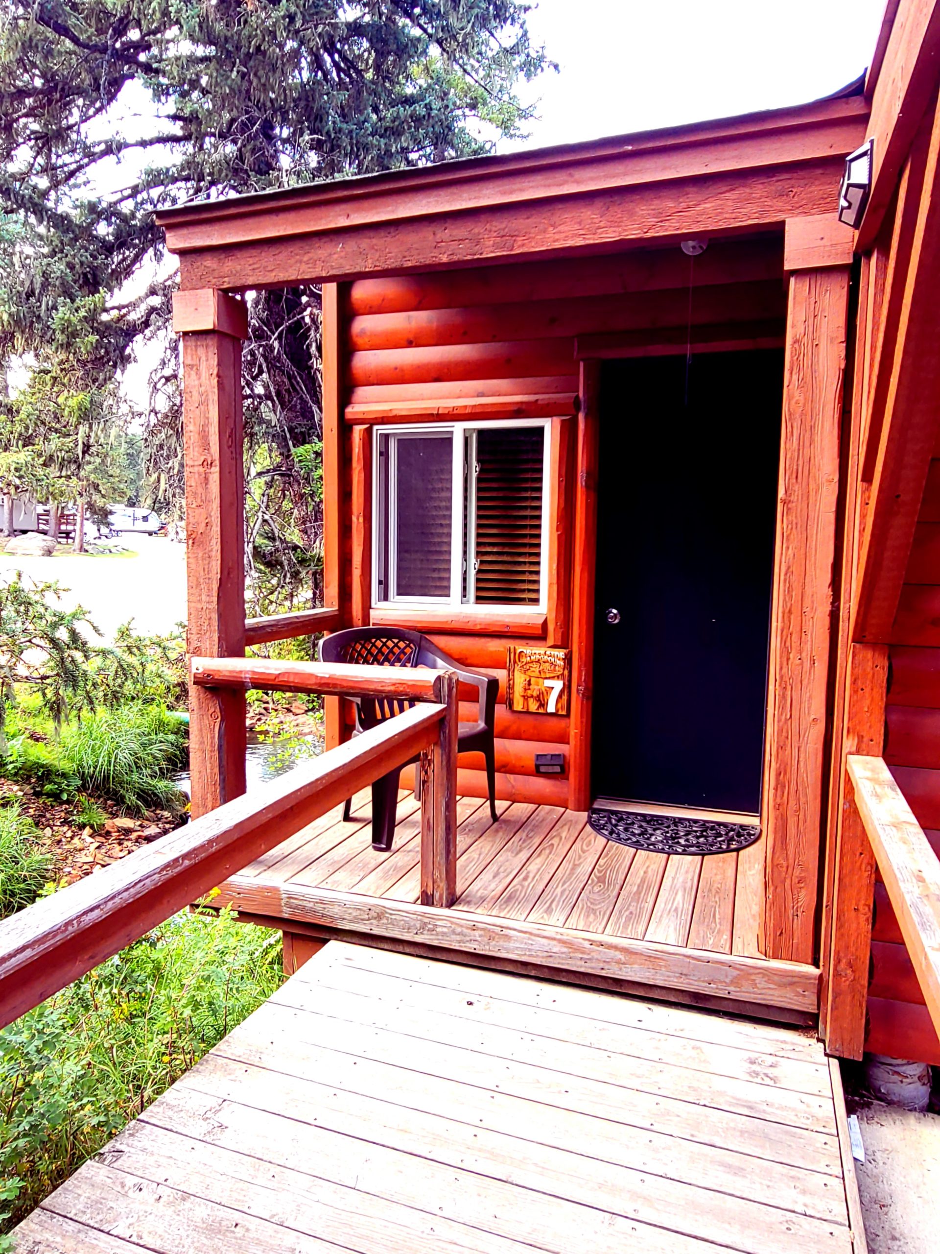Cabin 7 Rental Creekside Campground