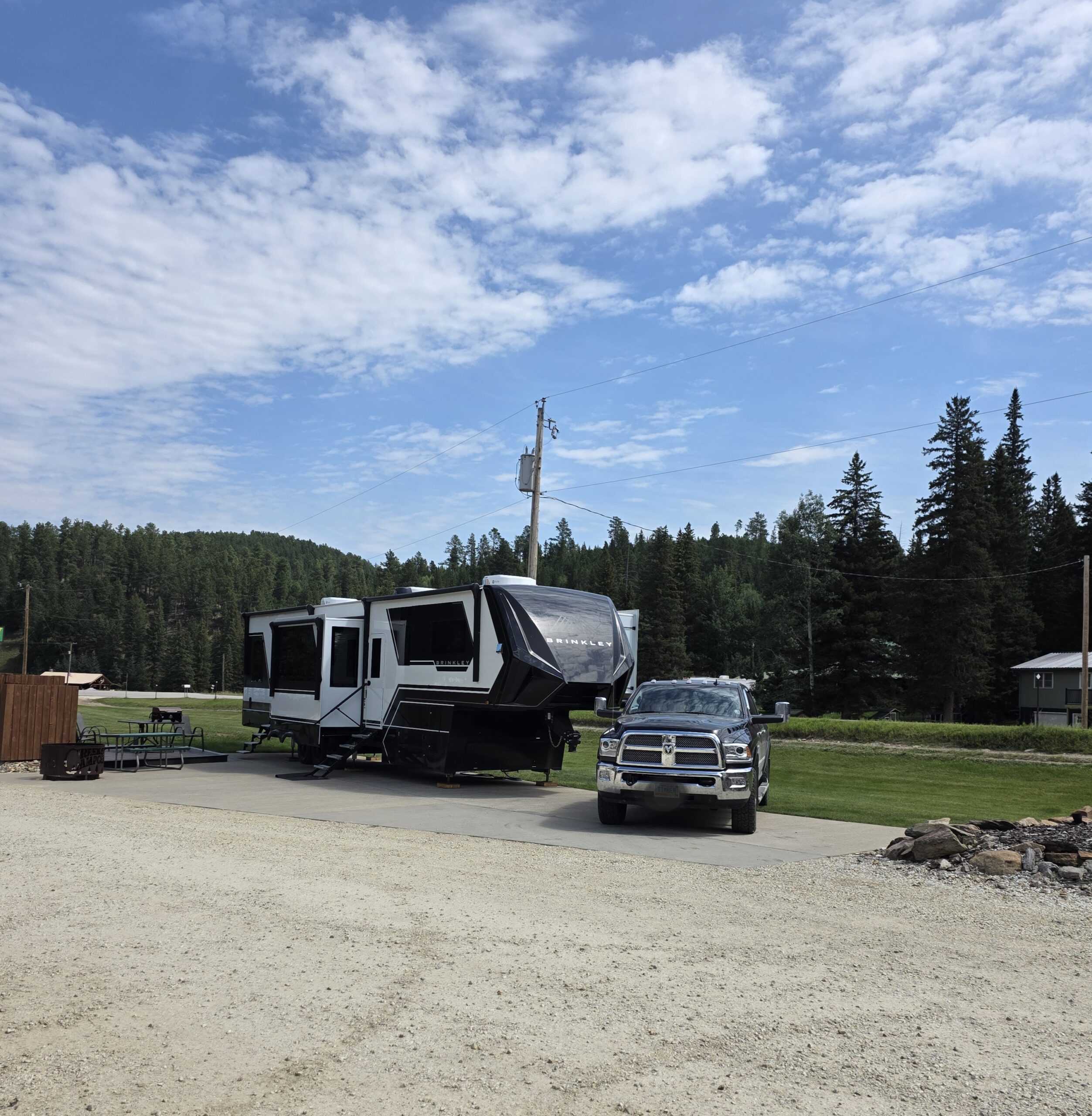 RV Campsite 10 Creekside Campground