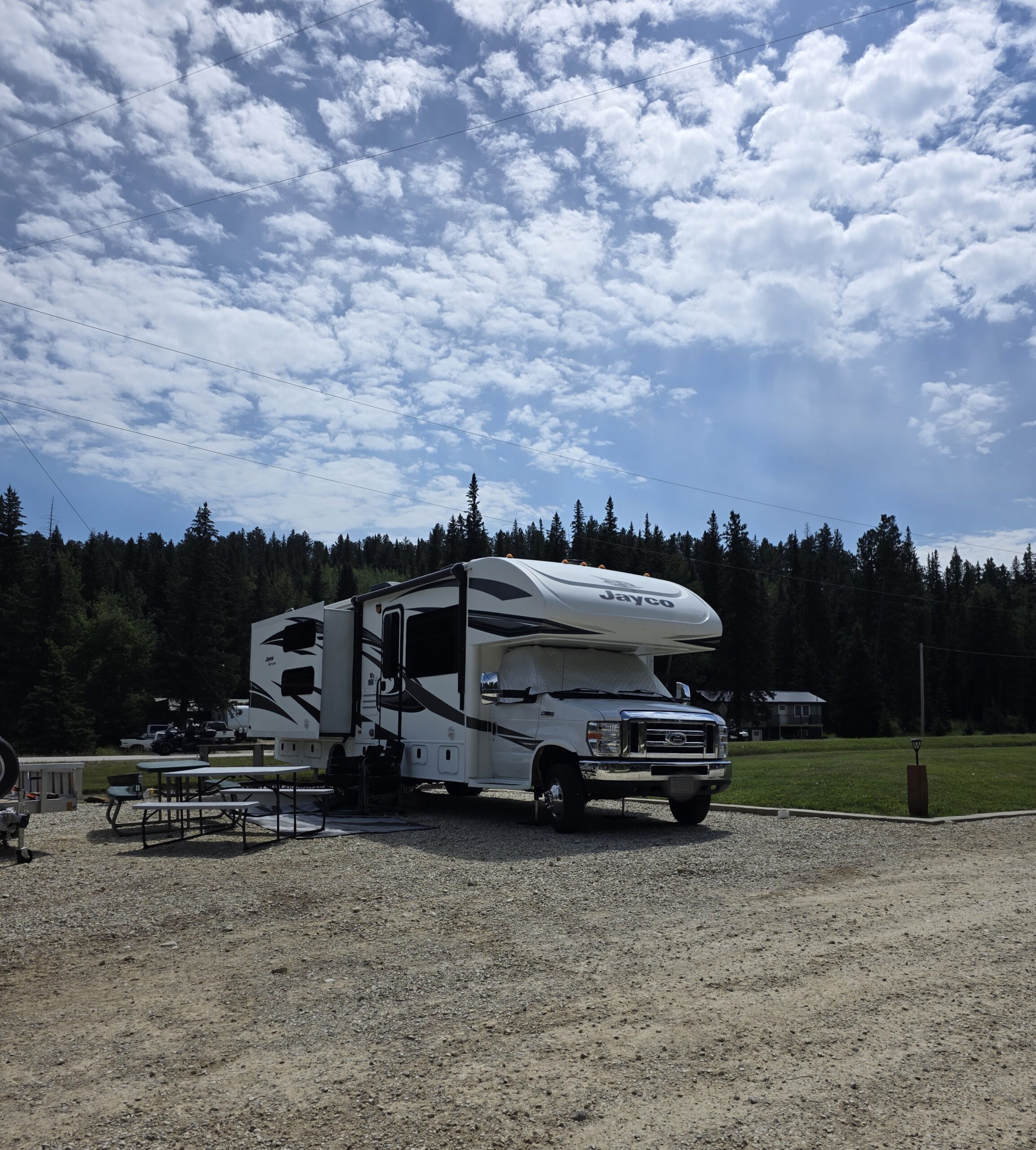 RV Campsite 11 Creekside Campground